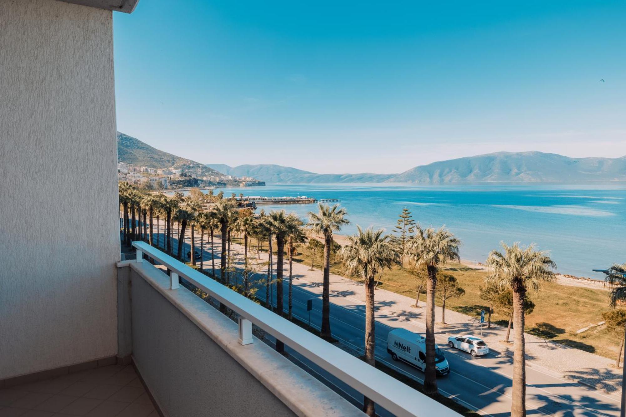 Duka Hotel Vlorë Εξωτερικό φωτογραφία